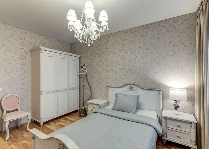 Pallasti Luxury 公寓 *